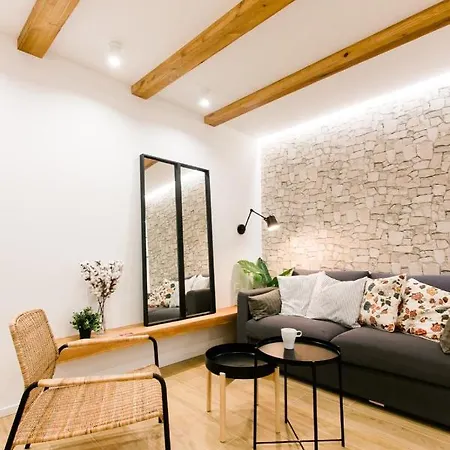 Estupendo Piso De 2 En La Gran Vía. A/a. Wifi. Apartamento Salamanca