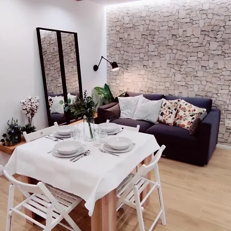 Apartman Estupendo Piso De 2 En La Gran Via. A/a. Wifi.