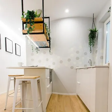 Estupendo Piso De 2 En La Gran Vía. A/a. Wifi. Apartamento