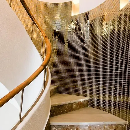 Apartamento Estupendo Piso De 2 En La Gran Vía. A/a. Wifi. *