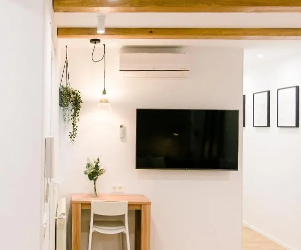 Lejlighed Estupendo Piso De 2 En La Gran Via. A/a. Wifi. *