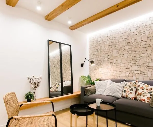 Estupendo Piso De 2 En La Gran Via. A/a. Wifi. 아파트 살라망카