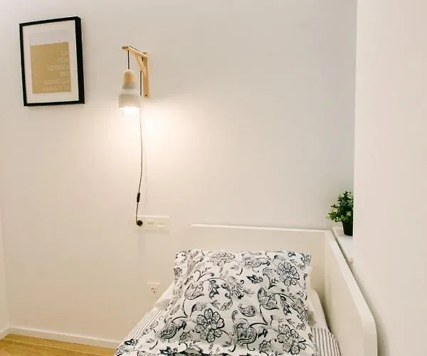 Estupendo Piso De 2 En La Gran Via. A/a. Wifi. 살라망카