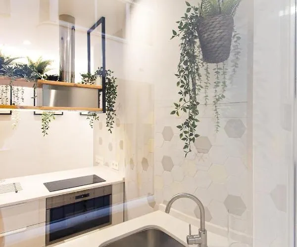 Estupendo Piso De 2 En La Gran Via. A/a. Wifi. * Salamanca