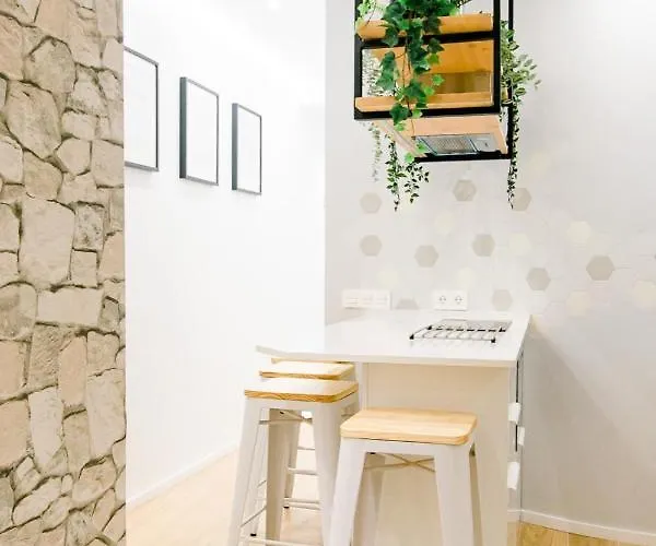 Estupendo Piso De 2 En La Gran Via. A/a. Wifi. * Salamanca